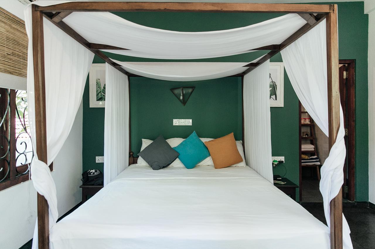 Bedspace 乌纳瓦图纳 外观 照片